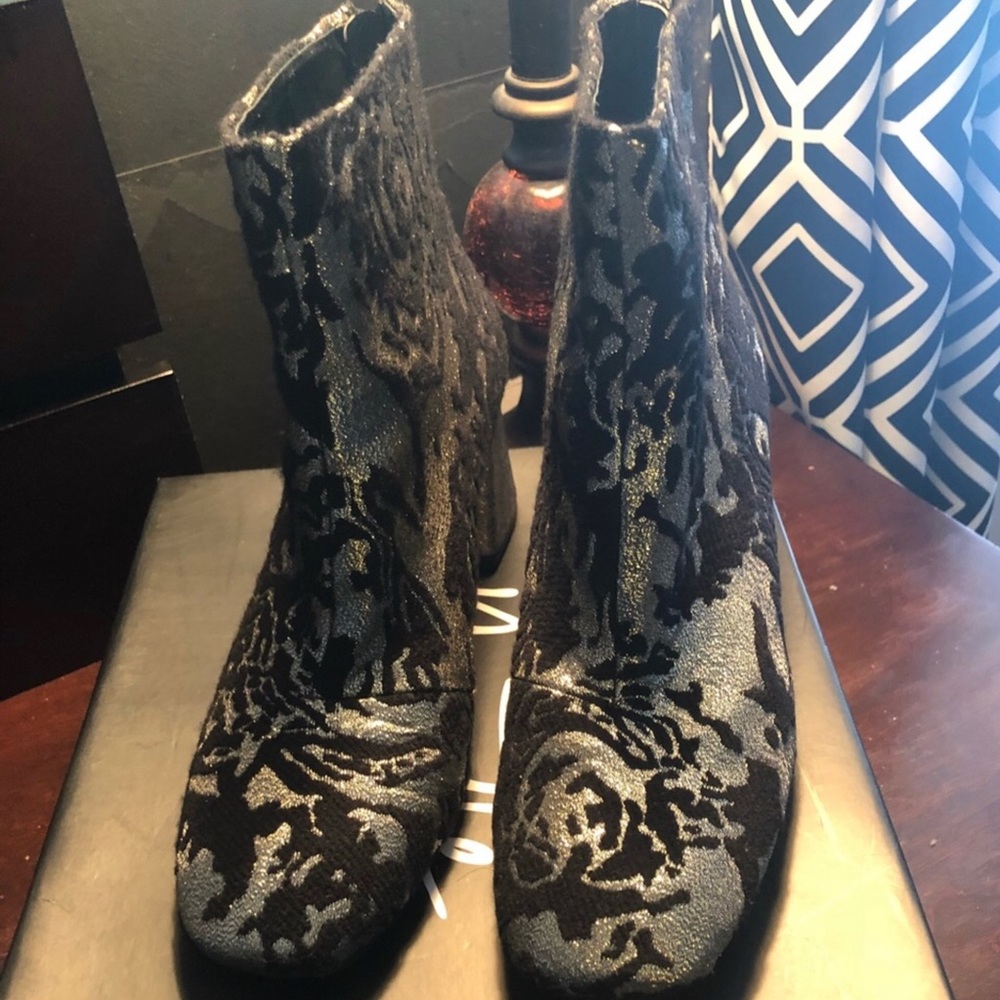 Midi boot black and silver